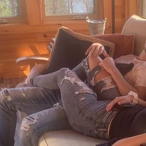 AEO RIPPED SMOKEY GREY JEAN